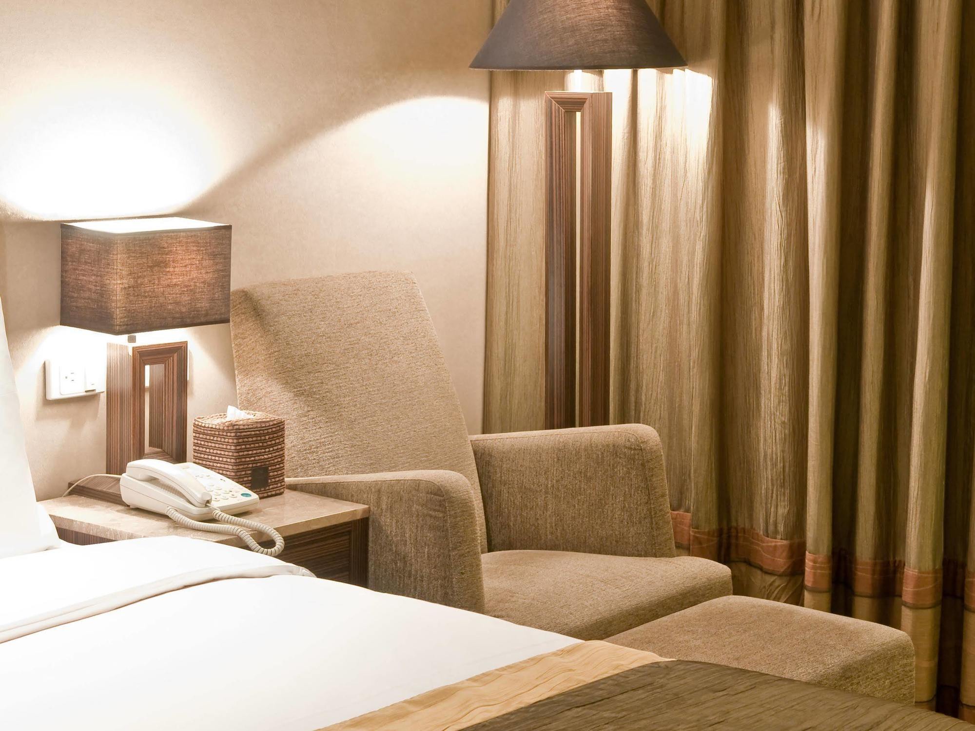 The Tango Hotel Taipei Linsen Extérieur photo